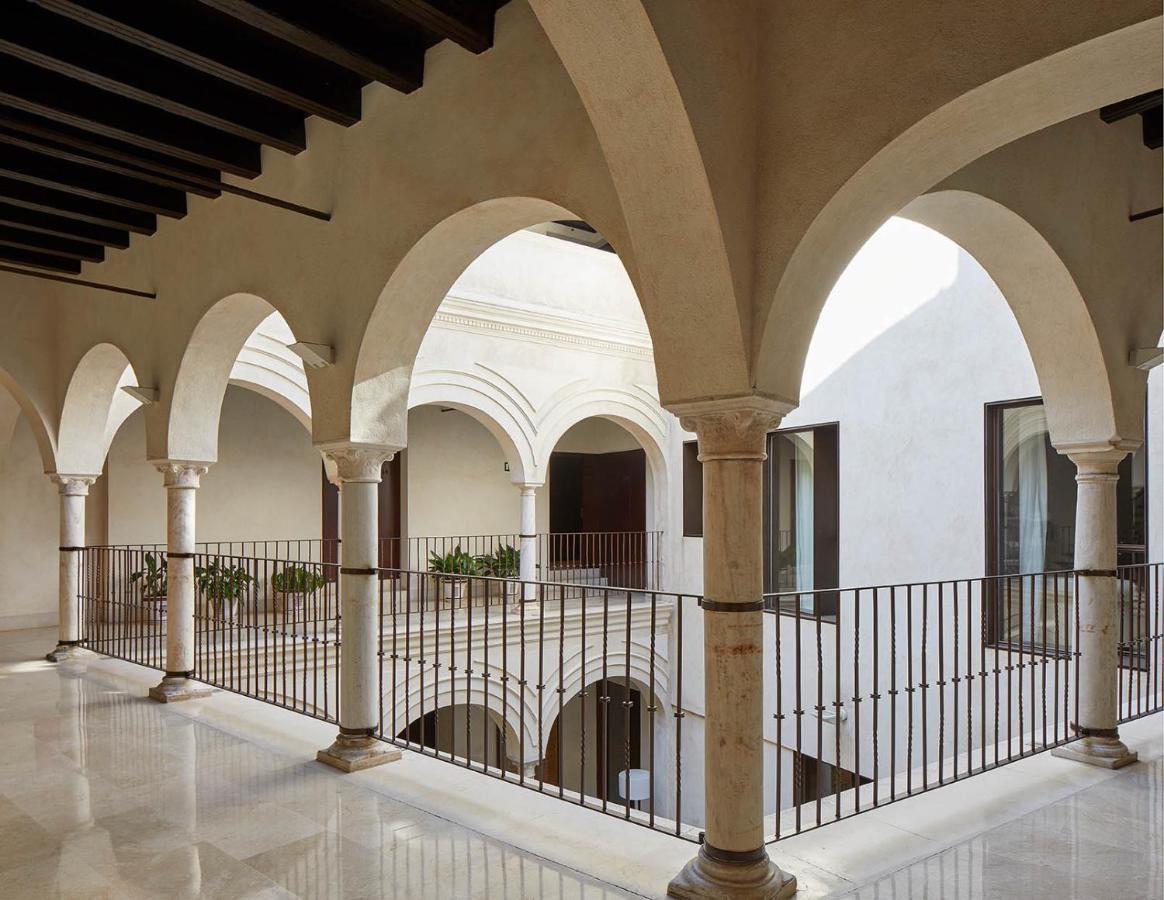 Hotel Posada Del Lucero Seville Exterior photo